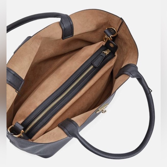 Black Satchel Faux Leather Bag - Picture 4 of 13